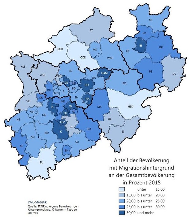 NRW-Karte über den Anteil der Bevölkerung mit Migrationshintergrund an der Gesamtbevölkerung in Prozent je Kreis bzw. kreisfreier Stadt NRW-Karte über den Anteil der Bevölkerung mit Migrationshintergrund an der Gesamtbevölkerung in Prozent je Kreis bzw. kreisfreier Stadt